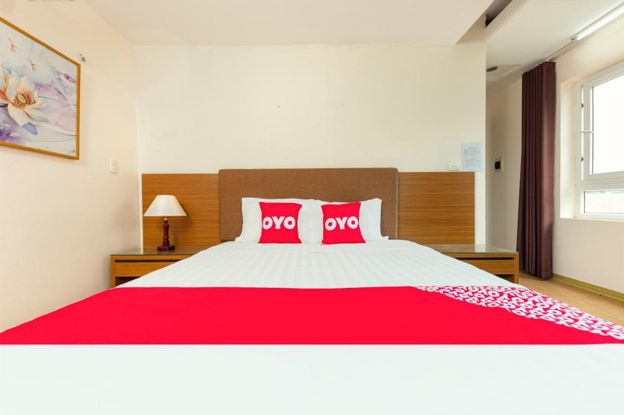OYO 1133 Ngan Son Hotel Hanoi Bagian luar foto