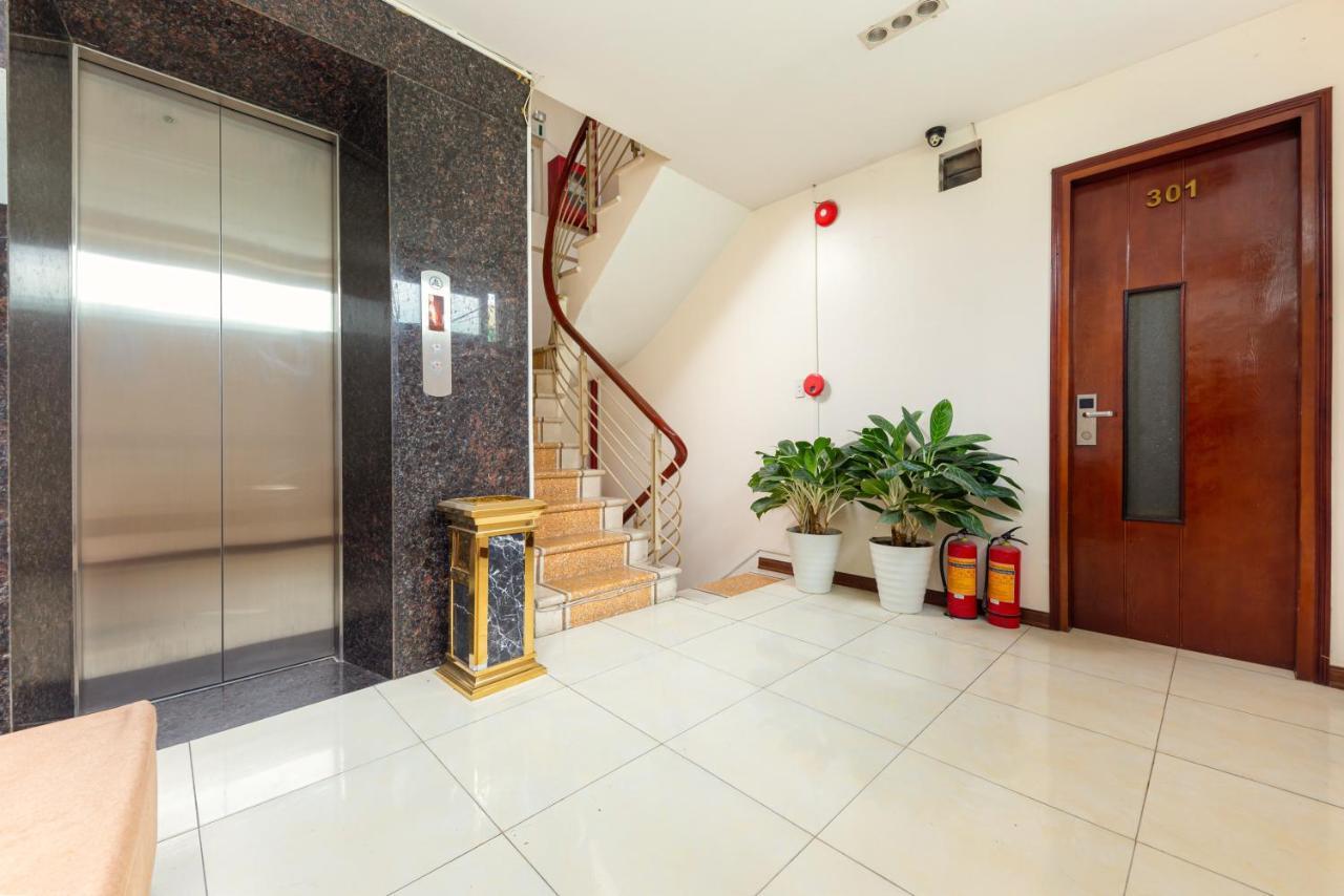 OYO 1133 Ngan Son Hotel Hanoi Bagian luar foto