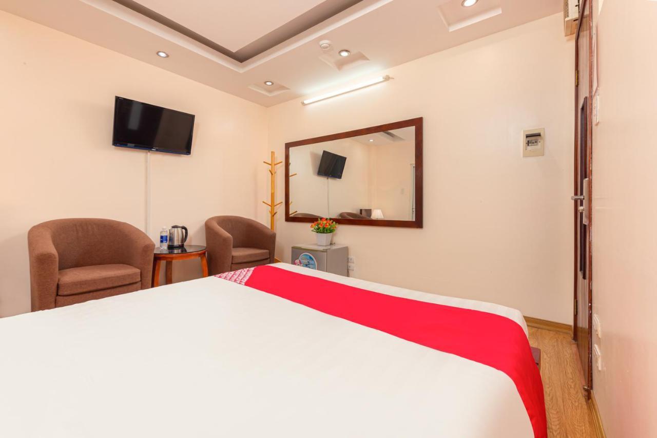OYO 1133 Ngan Son Hotel Hanoi Bagian luar foto